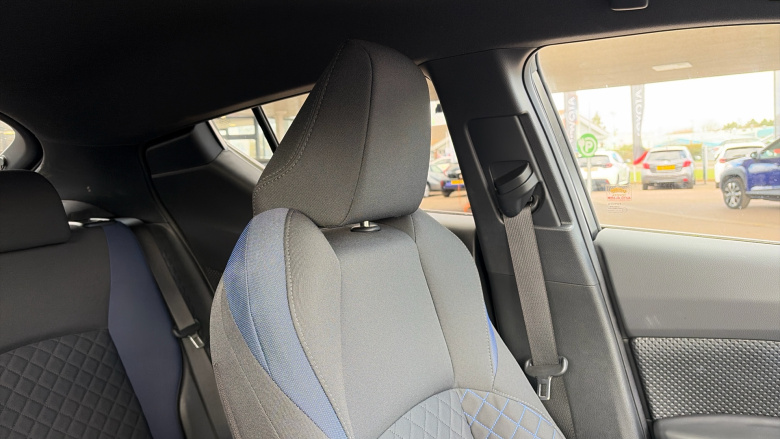 Toyota C-HR 1.8 Hybrid Dynamic 5dr CVT Hybrid Hatchback